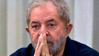 Lula é condenado a 9 anos e seis meses; Moro não decreta prisão