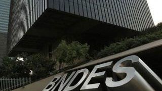 Desembolsos de recursos do BNDES caem 20% nos dez primeiros meses do ano