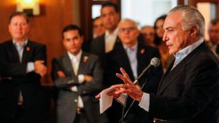 "Brasil começa a entrar nos trilhos", diz Temer em reunião de cúpula do Brics