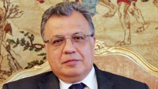 Embaixador da Rússia na Turquia é morto a tiros em atentado em Ancara