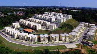 Futuros moradores do Residencial Cidadão Manauara I conhecem seus apartamentos