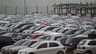 Vendas de automóveis novos caem 3,7% em abril, diz Anfavea