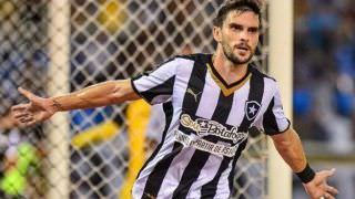 Destaque do Botafogo na Libertadores, Pimpão estende contrato até 2019