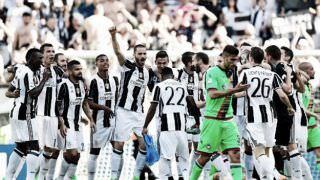 Juventus bate o Crotone e celebra sexto título italiano consecutivo