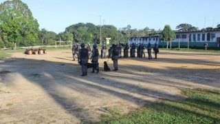Regime Semiaberto do Compaj passa por revista; materiais ilícitos são encontrados