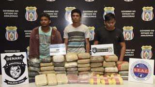 Trio é preso com 50 quilos de drogas em embarcação no Porto de Manaus