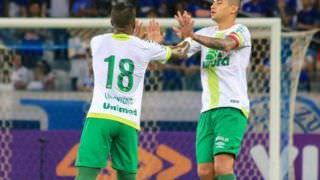 Chapecoense vence no Mineirão, se 'vinga' do Cruzeiro e reassume a liderança
