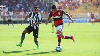 Em clássico com 10 mil torcedores, Flamengo e Botafogo empatam sem gols