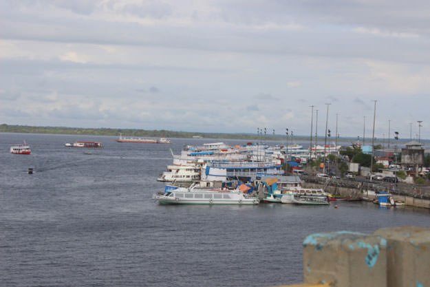 Cheia no Amazonas já afeta quase 560 mil pessoas