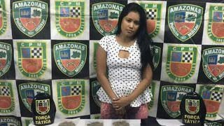 Mulher é presa vendendo drogas no bairro Cachoeirinha, na Zona Sul de Manaus