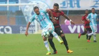 Avaí supera o Sport de Luxemburgo e comemora a primeira vitória no Brasileirão