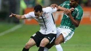 Corinthians domina Palmeiras, faz 2 a 0 e dispara no Brasileirão