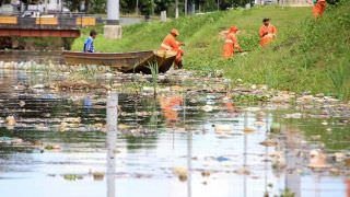 Prefeitura intensifica remoção de lixo em igarapés de Manaus