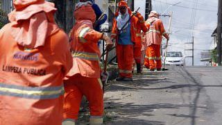 Mutirão recolhe entulhos no bairro Santo Agostinho