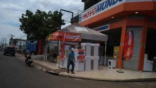 Grupo armado invade loja e rouba mais de 30 celulares no município de Manacapuru
