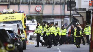Polícia procura responsável por atentado no metrô de Londres