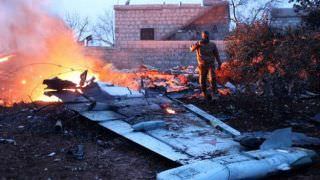 Piloto russo é assassinado após ter avião derrubado por rebeldes sírios