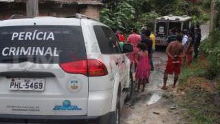 Homem com tatuagem de ‘palhaço’ é achado morto em terreno baldio na Zona Norte de Manaus