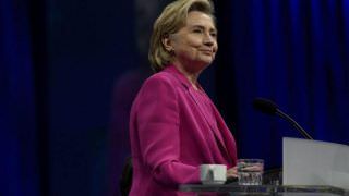 Promotor dos EUA acusa agentes russos por hackear campanha de Hillary