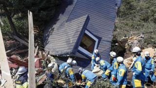 Sobe para 18 o número de mortos em terremoto no norte do Japão