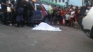 Homem é executado com tiros na cabeça por ocupantes em moto e carro, no Monte das Oliveiras