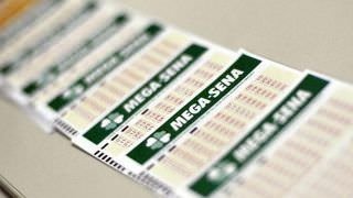Ninguém acerta a Mega-Sena e prêmio acumula em R$ 36 milhões