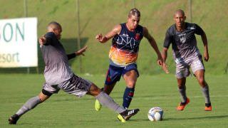 Vasco empata jogo-treino com o Bragantino em primeiro teste do ano