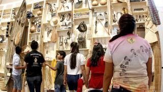 Crianças do Lar Janell Doyle participam do projeto ‘Uma Tarde no Museu’