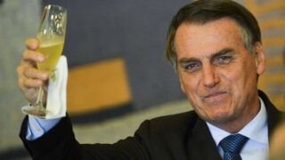 Bolsonaro determina que sejam feitas 'comemorações devidas' a 64