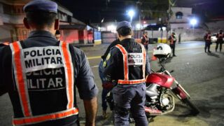 PM efetua prisões por crimes de roubo e comércio irregular de cigarros