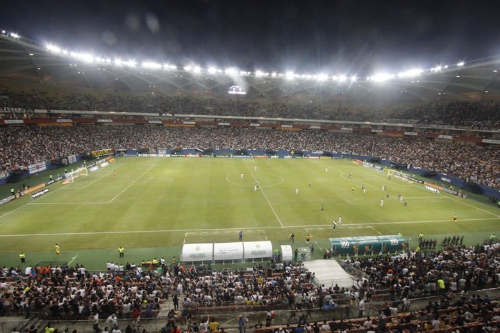 Vasco empata com o Corinthians em jogo fraco na Arena da Amazônia