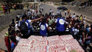 Maduro anuncia acordo com Cruz Vermelha para entrada de ajuda no país