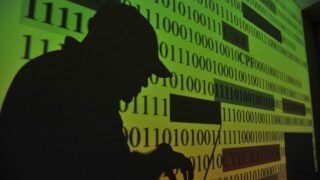 Autoridades e pesquisadores debatem adoção da lei de proteção de dados