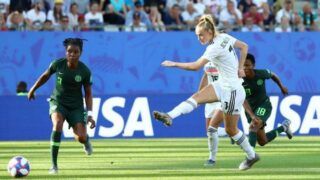 Alemanha vence Nigéria por 3 a 0 e passa às quartas de final