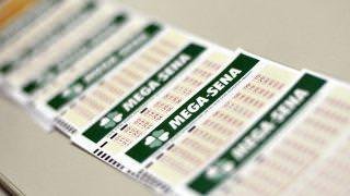 Mega-Sena acumula e próximo concurso deve pagar R$ 100 milhões