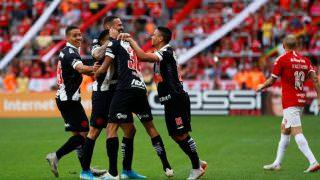 Vasco quebra tabu de 12 anos e vence o Internacional pelo Brasileirão