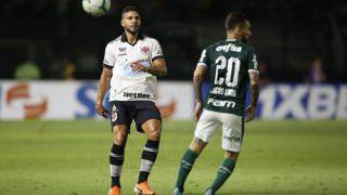 Palmeiras derrota Vasco e diminui vantagem para líder Flamengo