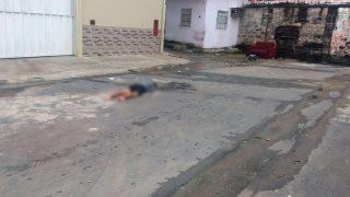 Homem é morto com dois tiros na cabeça na comunidade Parque São Pedro