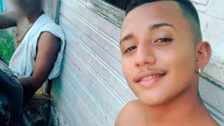 Tabatinga – Um jovem executado com vários tiros na noite de sexta-feira (3), por volta das 21h, no bairro GM3, na cidade de Tabatinga (a 1.108 quilômetros de Manaus).