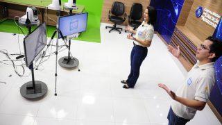 Aula em Casa' estreia nas TVs de 22 municípios do Amazonas