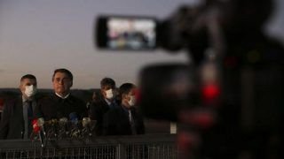 Bolsonaro diz que Brasil pode sair da OMS
