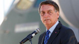 Bolsonaro sanciona lei que cria linha de crédito para autônomos