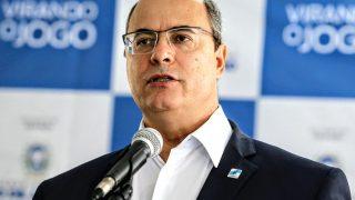 Senadores comentam afastamento de governador do Rio de Janeiro