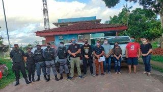 Casal é preso durante ação de conscientização contra a Covid-19