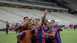 Fortaleza bate o Coritiba de virada e deixa o Z-4 do Brasileirão