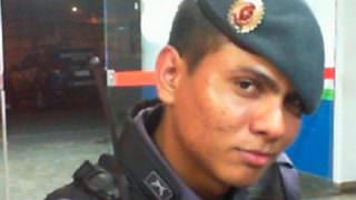 Policial Militar suspeito de matar mulher trans a tiros se apresenta à polícia