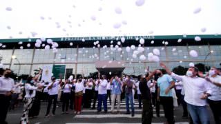 Vítimas da Covid-19 recebem homenagens, um ano após a primeira morte