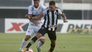 Mesmo com uma a mais, Botafogo cede empate contra a Portuguesa