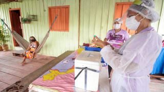Vacina contra a Covid-19 chega às comunidades ribeirinhas de Manaus