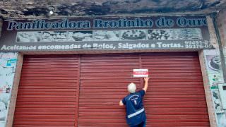 Visa Manaus autua dois supermercados e uma padaria por irregularidades